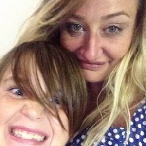 Meet your Posher, Cara